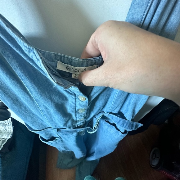 Rip curl Jean romper - Picture 3 of 4